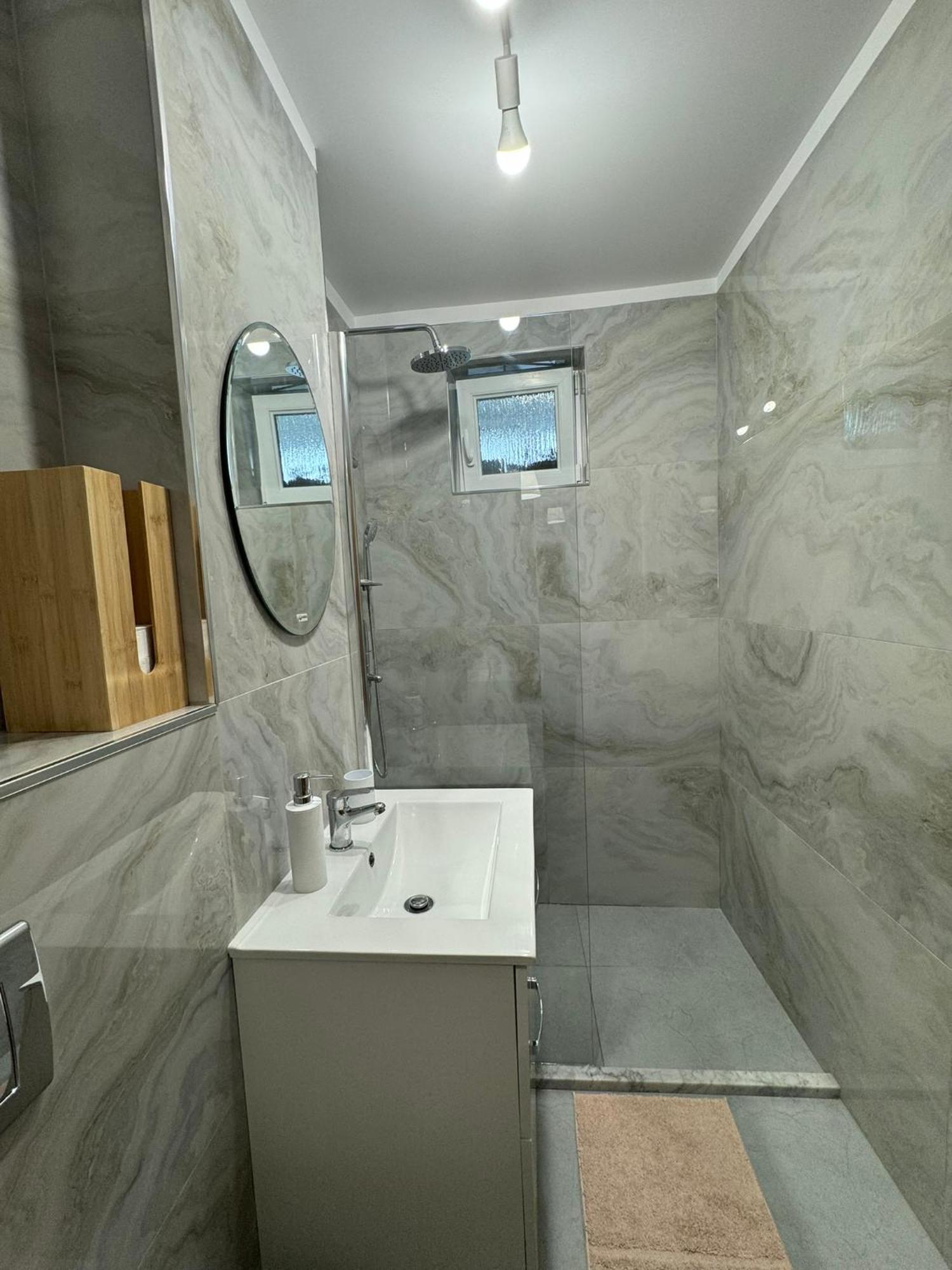 Apartament Central Râmnicu Vâlcea Buitenkant foto