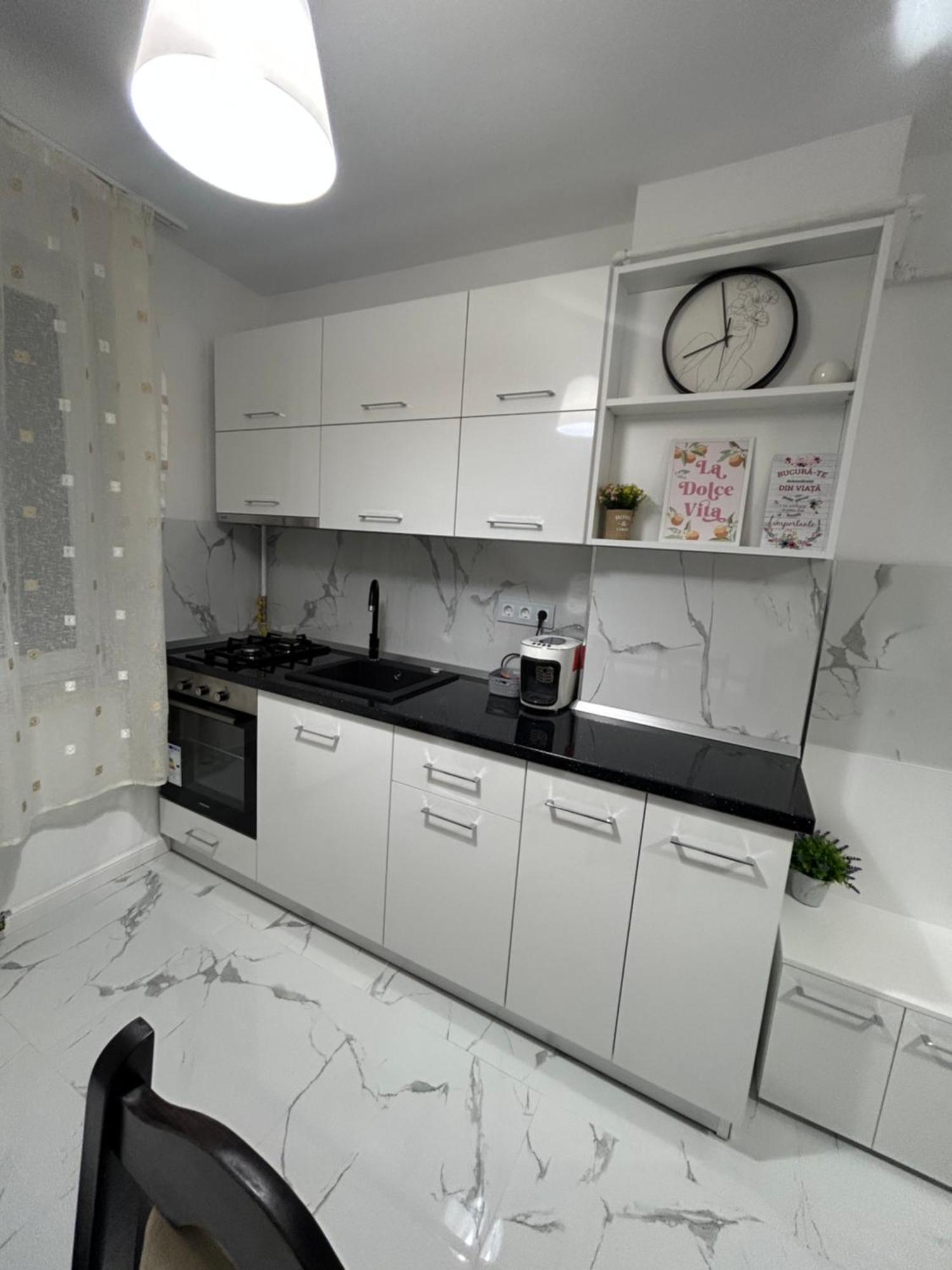 Apartament Central Râmnicu Vâlcea Buitenkant foto